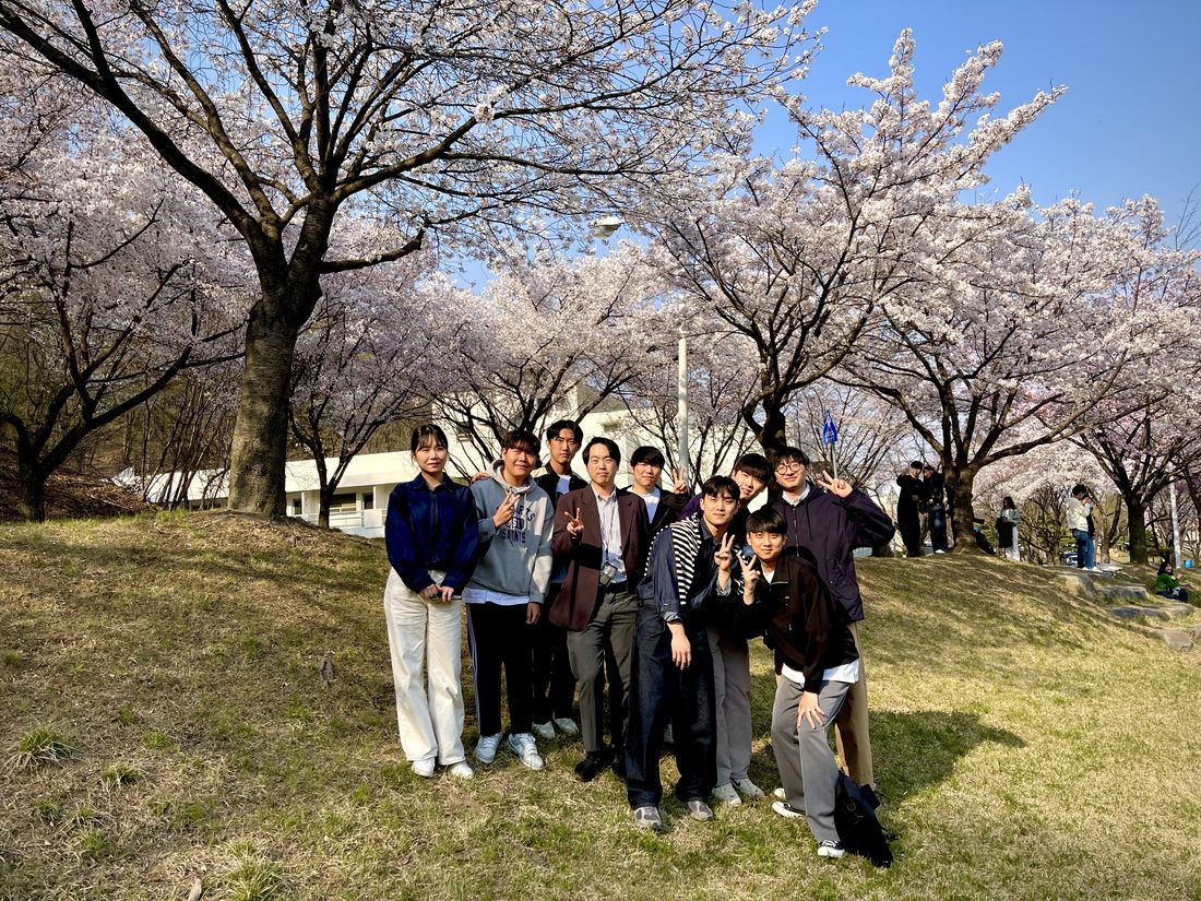 Lab group photo, spring 2023